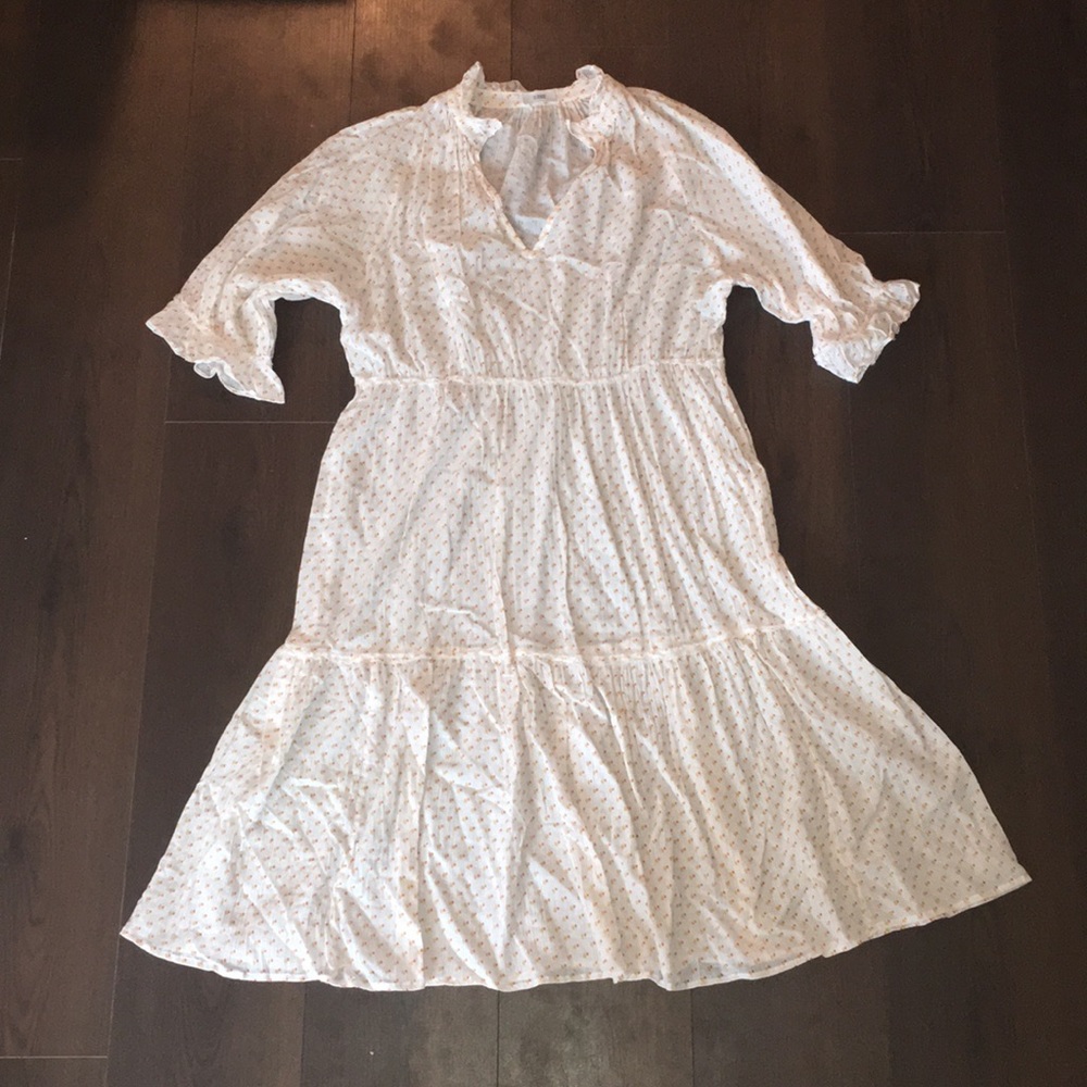 Closed polka dot summer dress